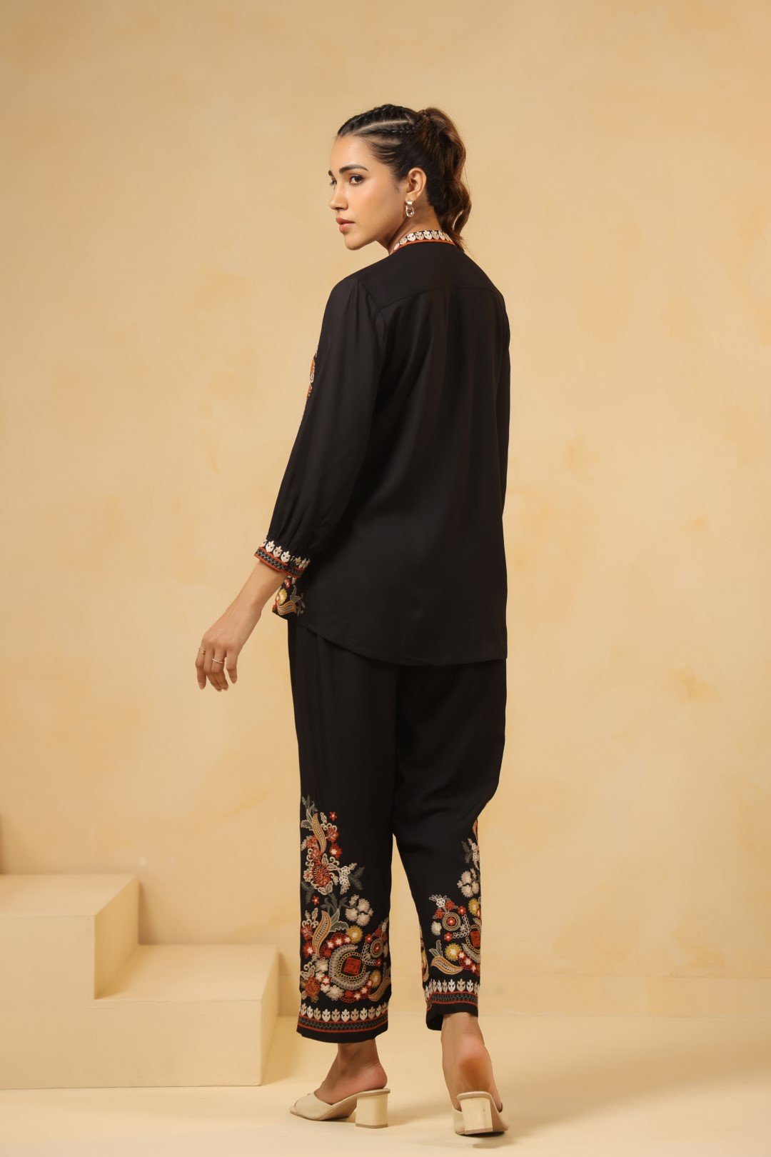 RAYON FABRIC CORD SET WITH EMBROIDERY BLACK