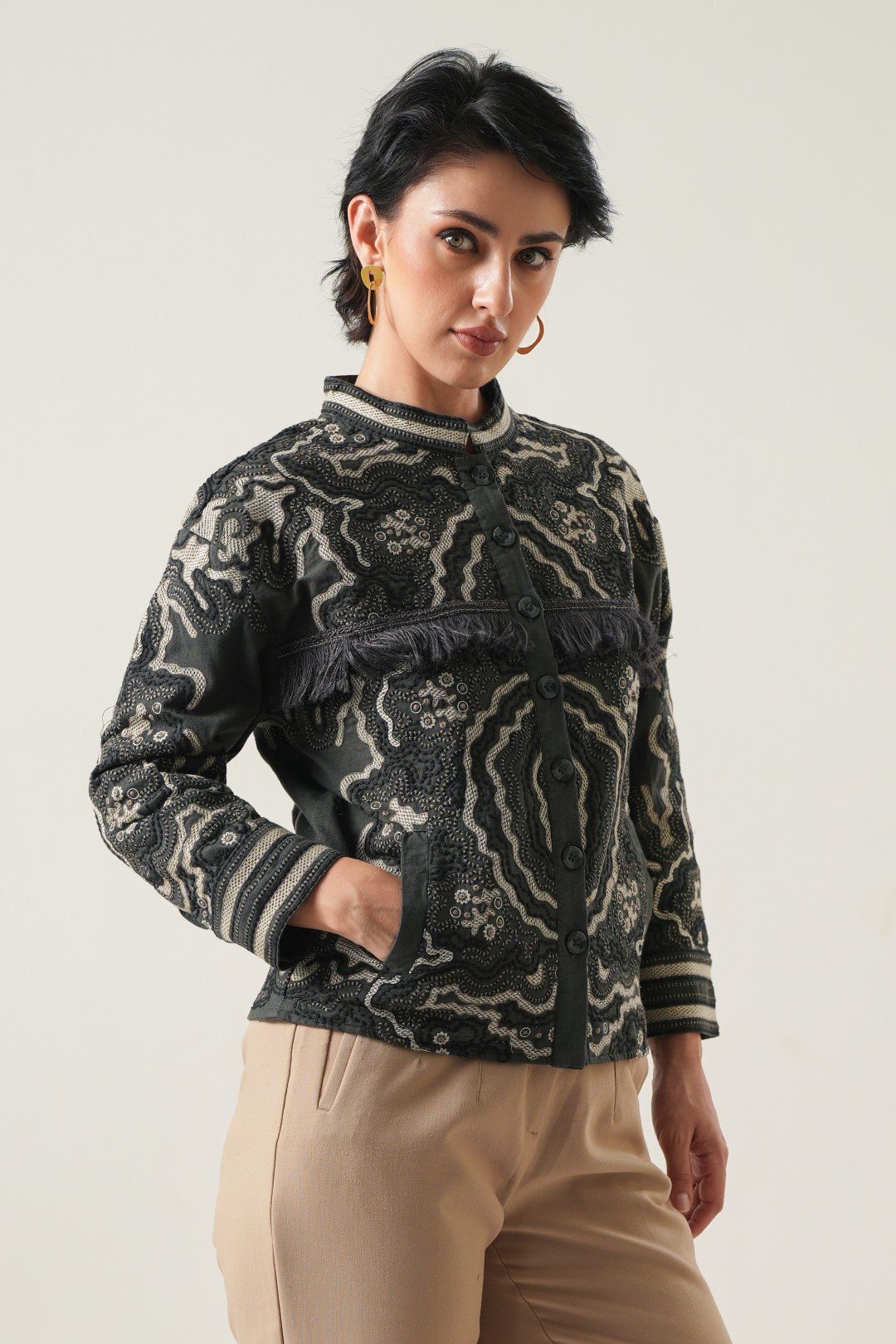 WOMEN EMBROIDERY FASHION JACKET